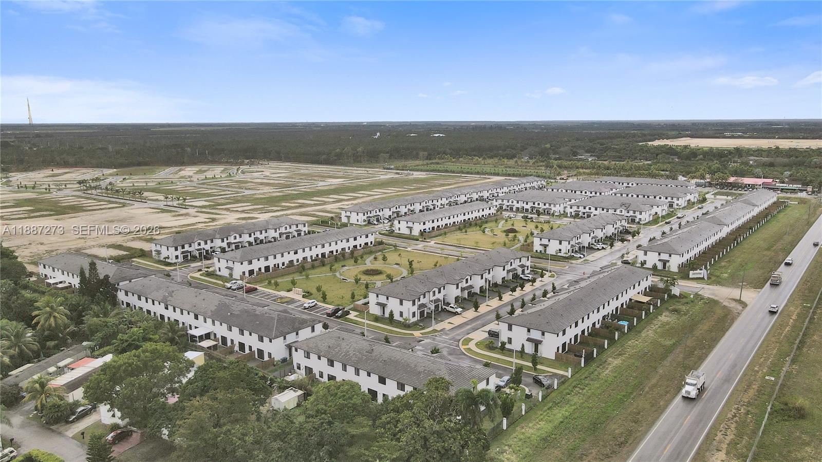 CENTURY PARK SQUARE - Residential