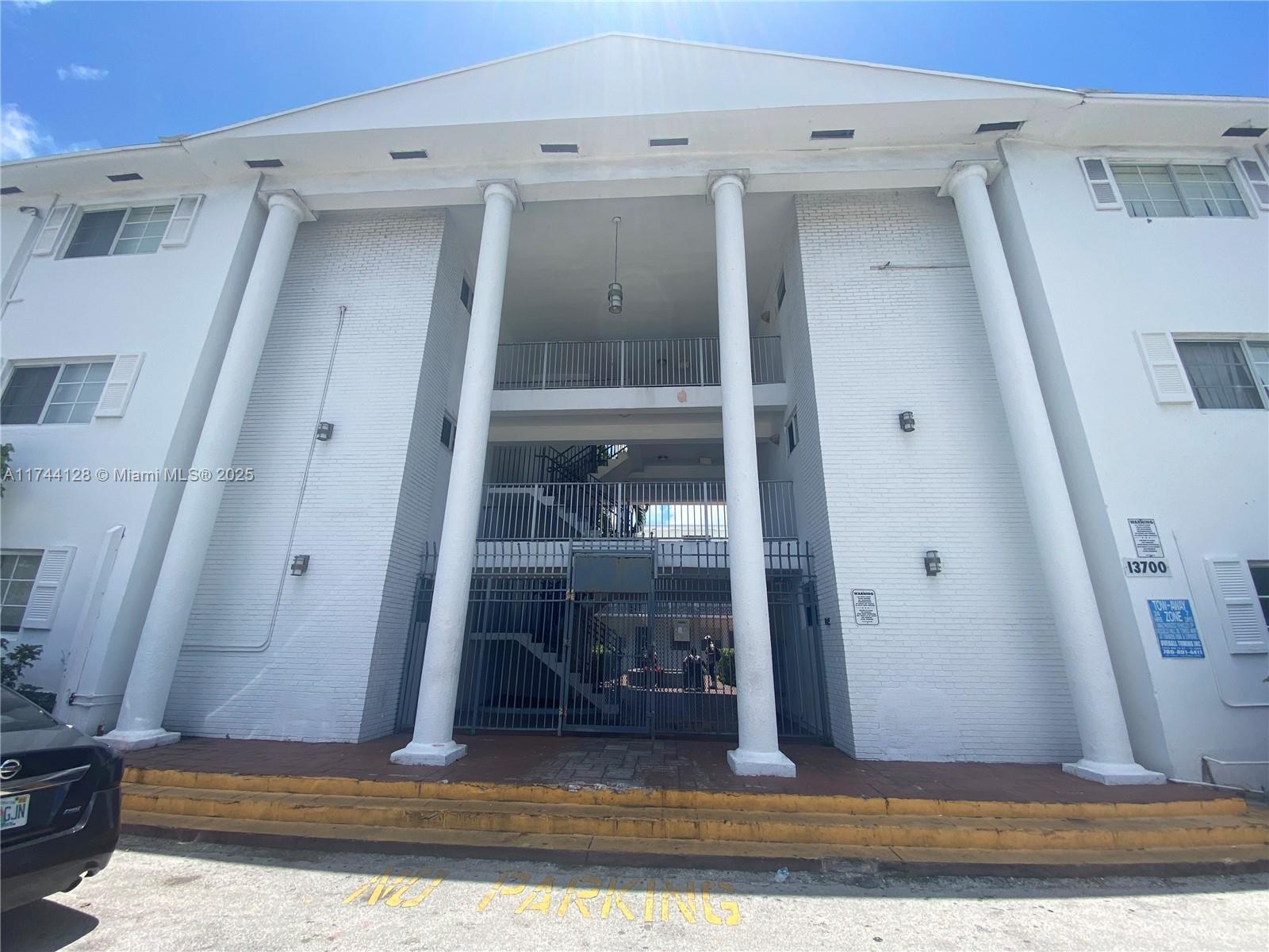Rental Property at 13700 Ne 6th Ave 108, North Miami, Miami-Dade County, Florida - Bedrooms: 1 
Bathrooms: 1  - $1,525 MO.