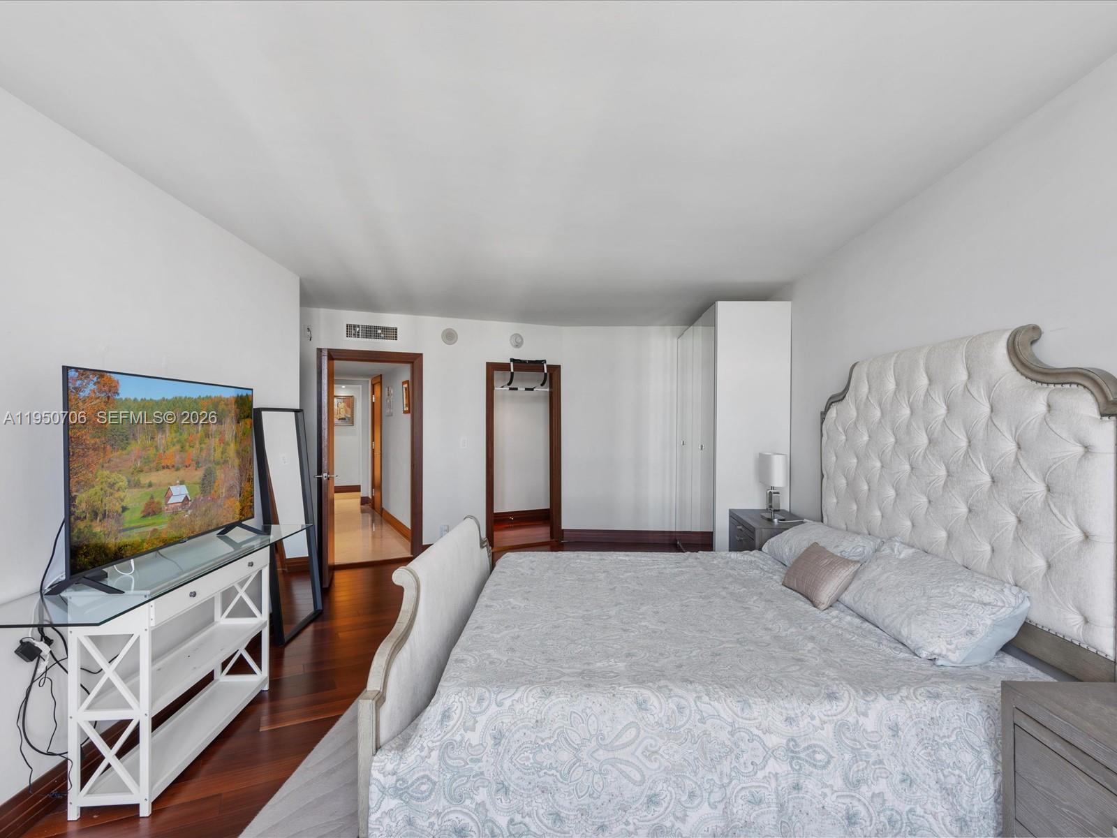 FIFTY SIX-SIXTY COLLINS A - Residential