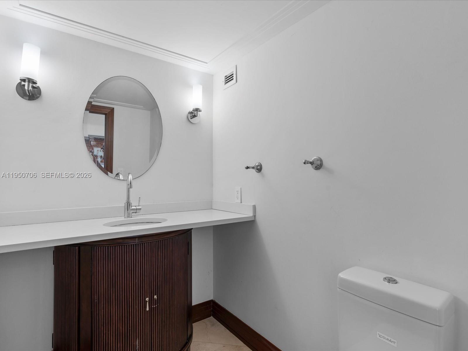 FIFTY SIX-SIXTY COLLINS A - Residential