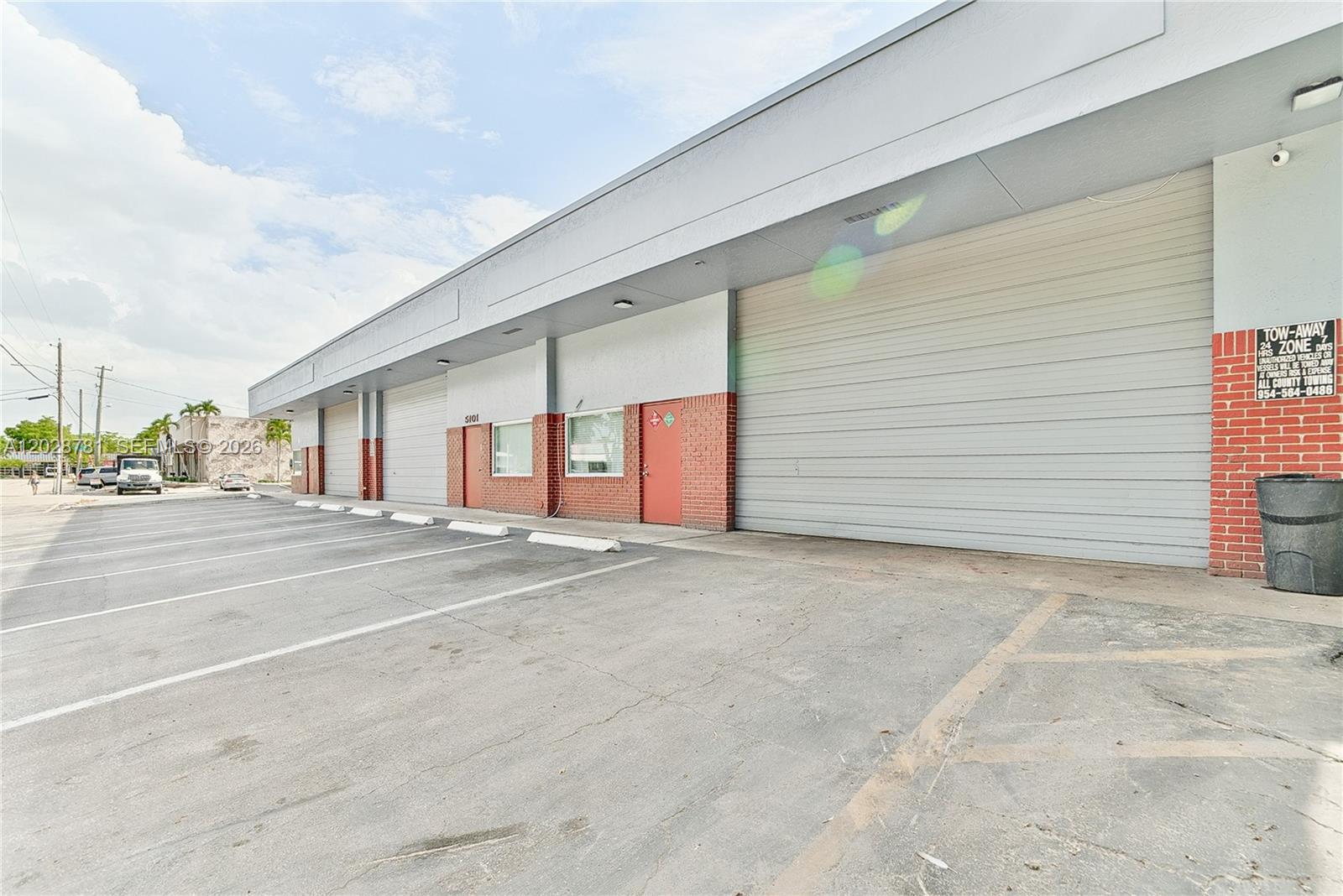 5101 NW 10th Ter