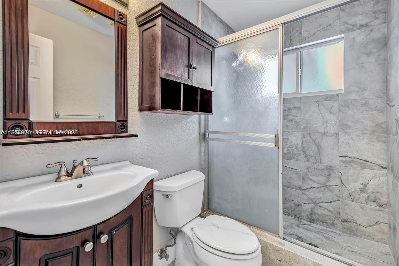 OAKLAND PARK SECOND ADD - Residential