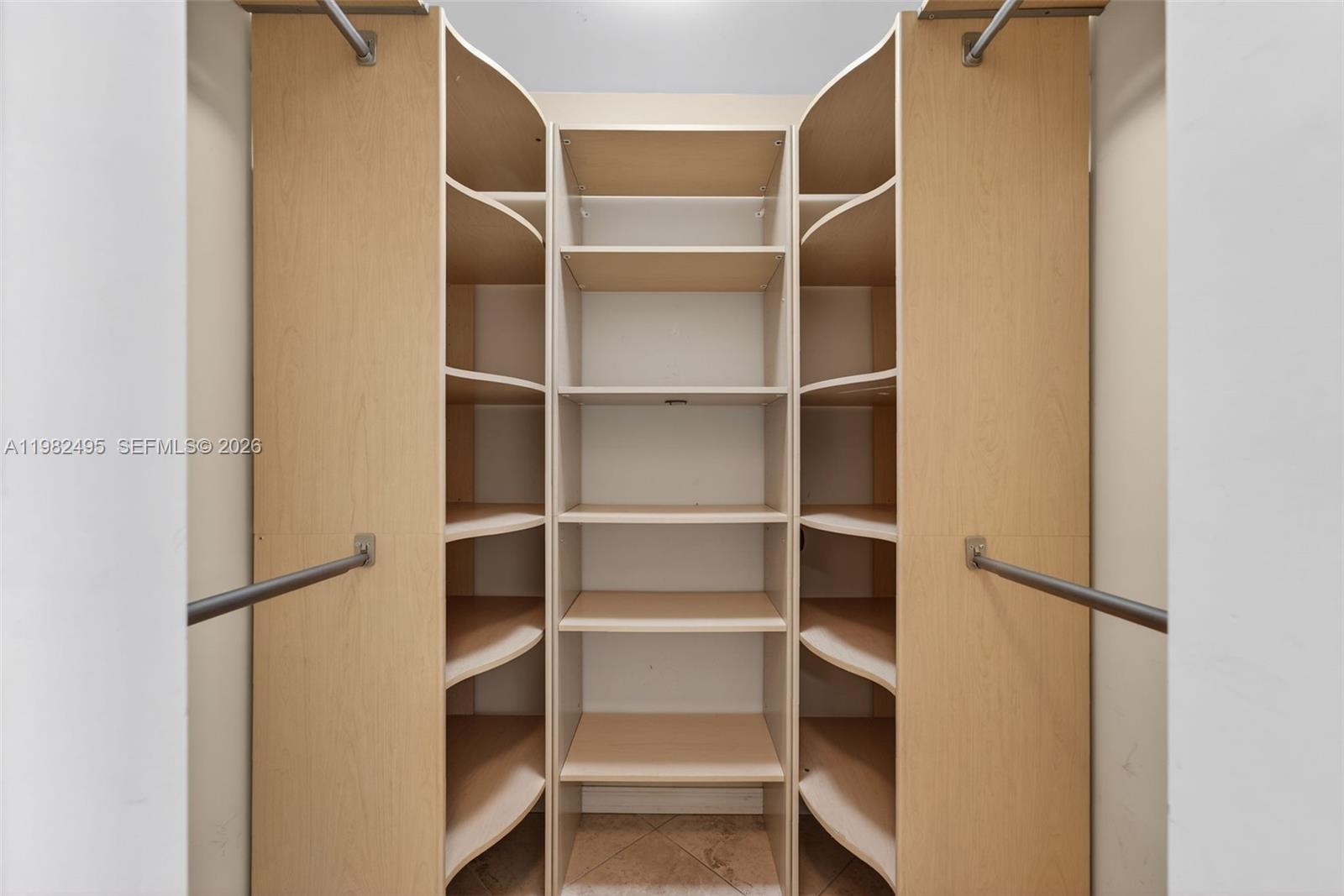 RIVER MANOR CONDO - Residential Lease