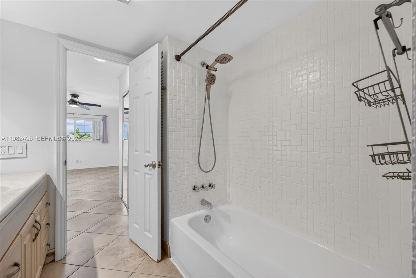 RIVER MANOR CONDO - Residential Lease