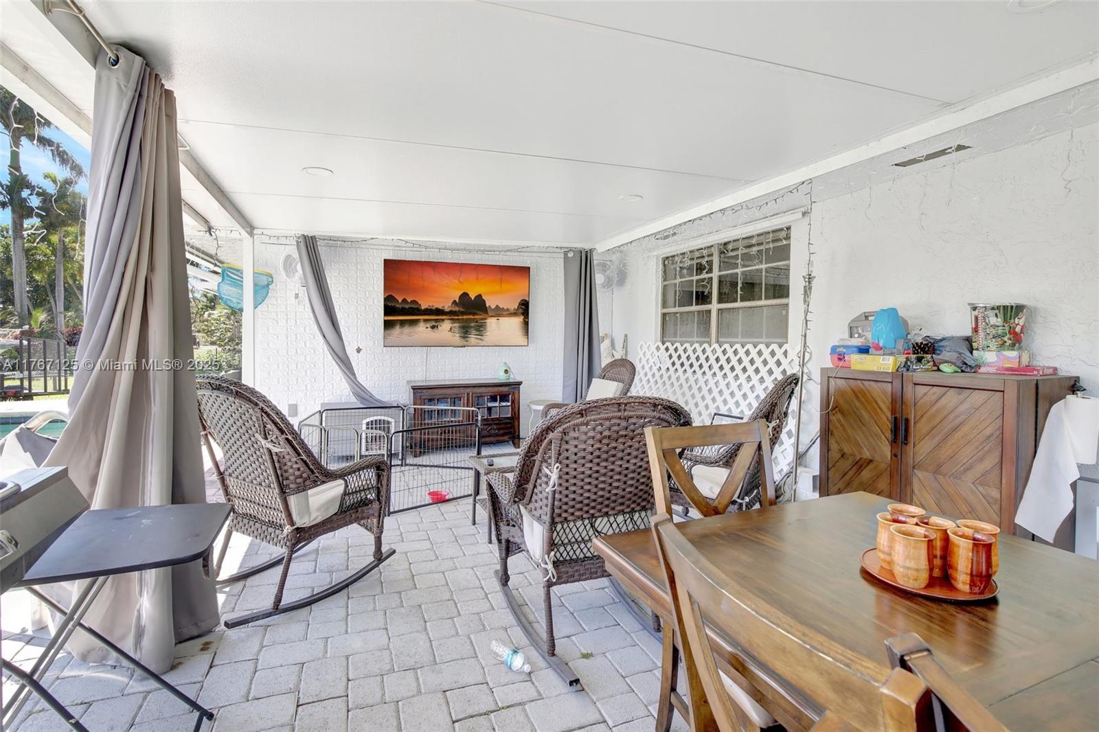 D & M ACRES - Residential