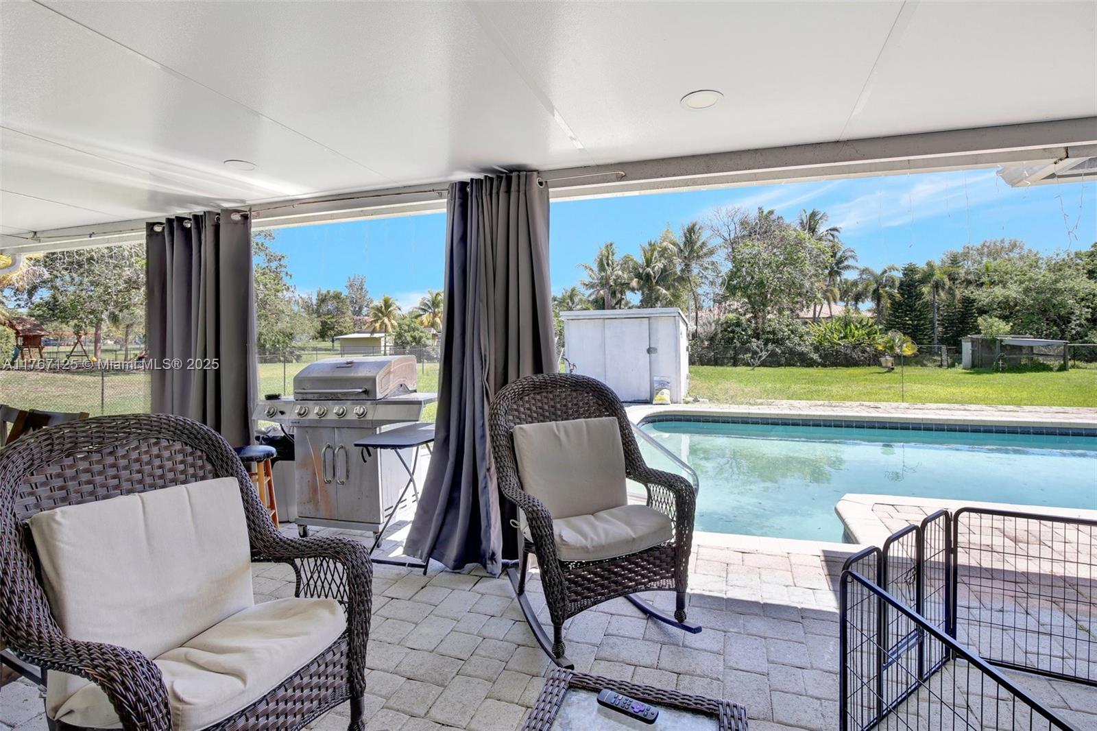 D & M ACRES - Residential