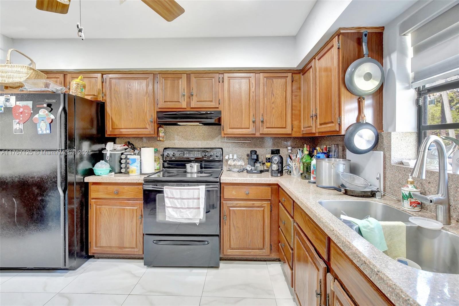 D & M ACRES - Residential