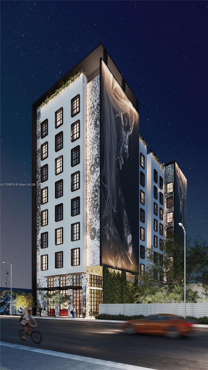 29 NW 28th St - Land
