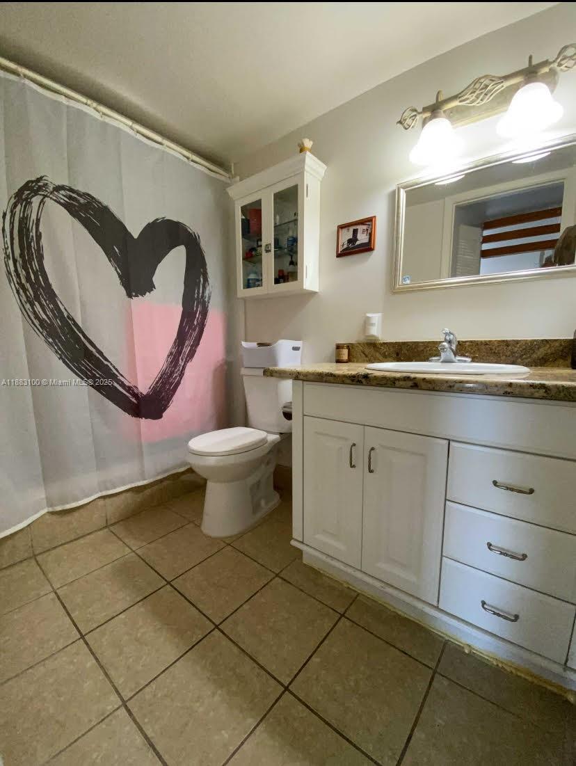 DORSET HOUSE CONDO - Residential Lease