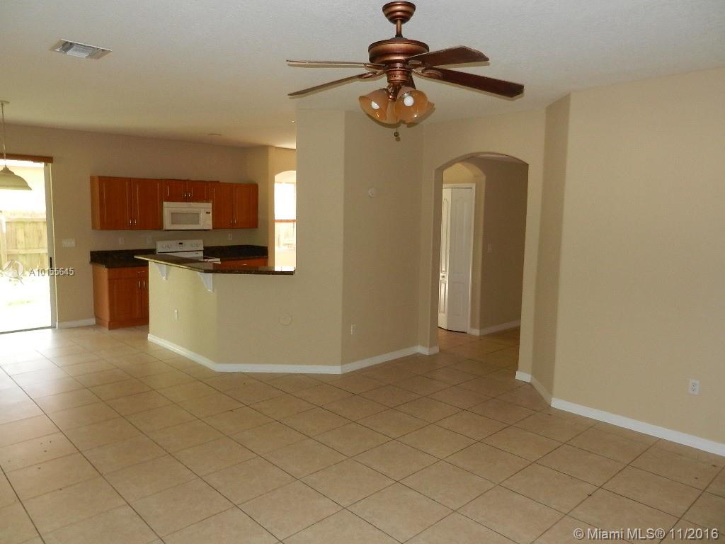 C B Palms - Residential