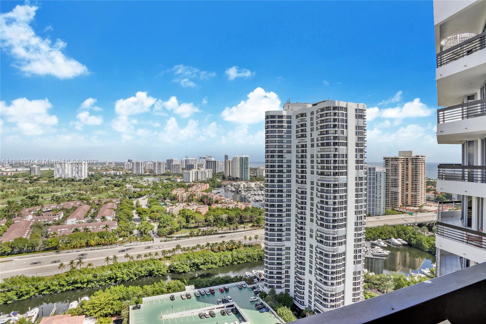 MYSTIC POINTE TOWER 500 C - Residential