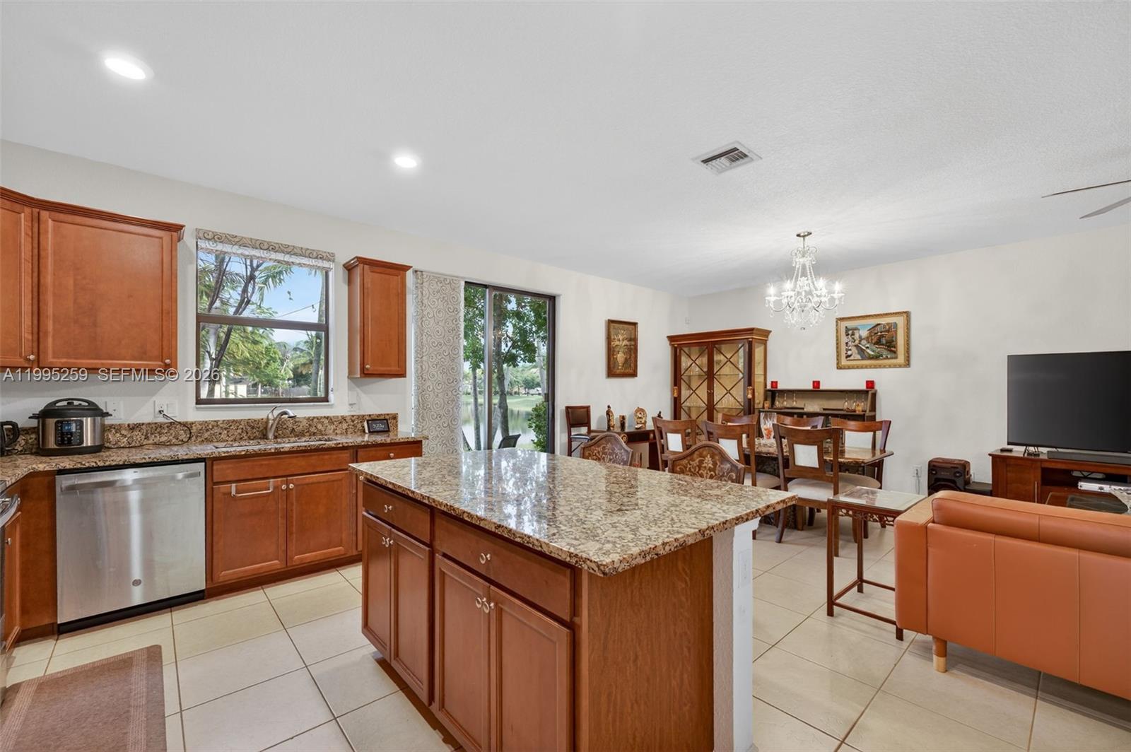 SIMONTON COURT - Residential Lease