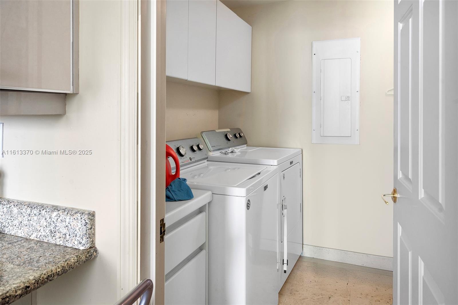 SANTA MARIA CONDO - Residential