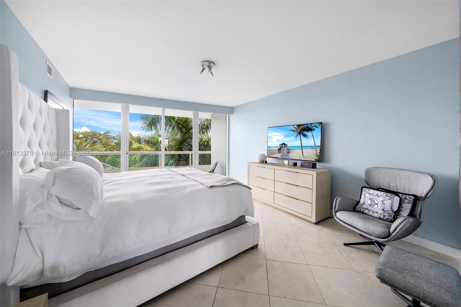 SANTA MARIA CONDO - Residential