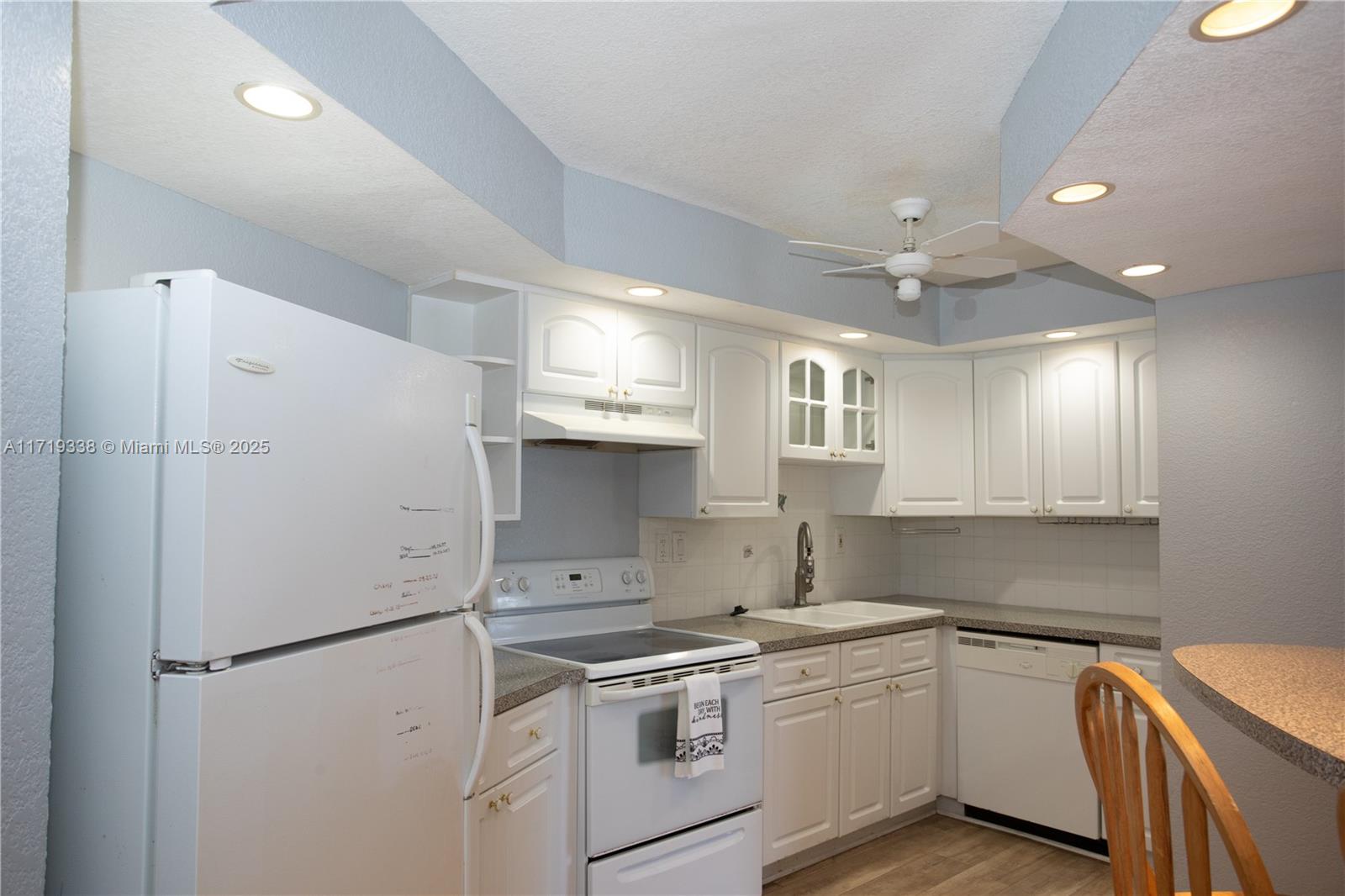 OCEANVIEW PARK CONDO - Residential