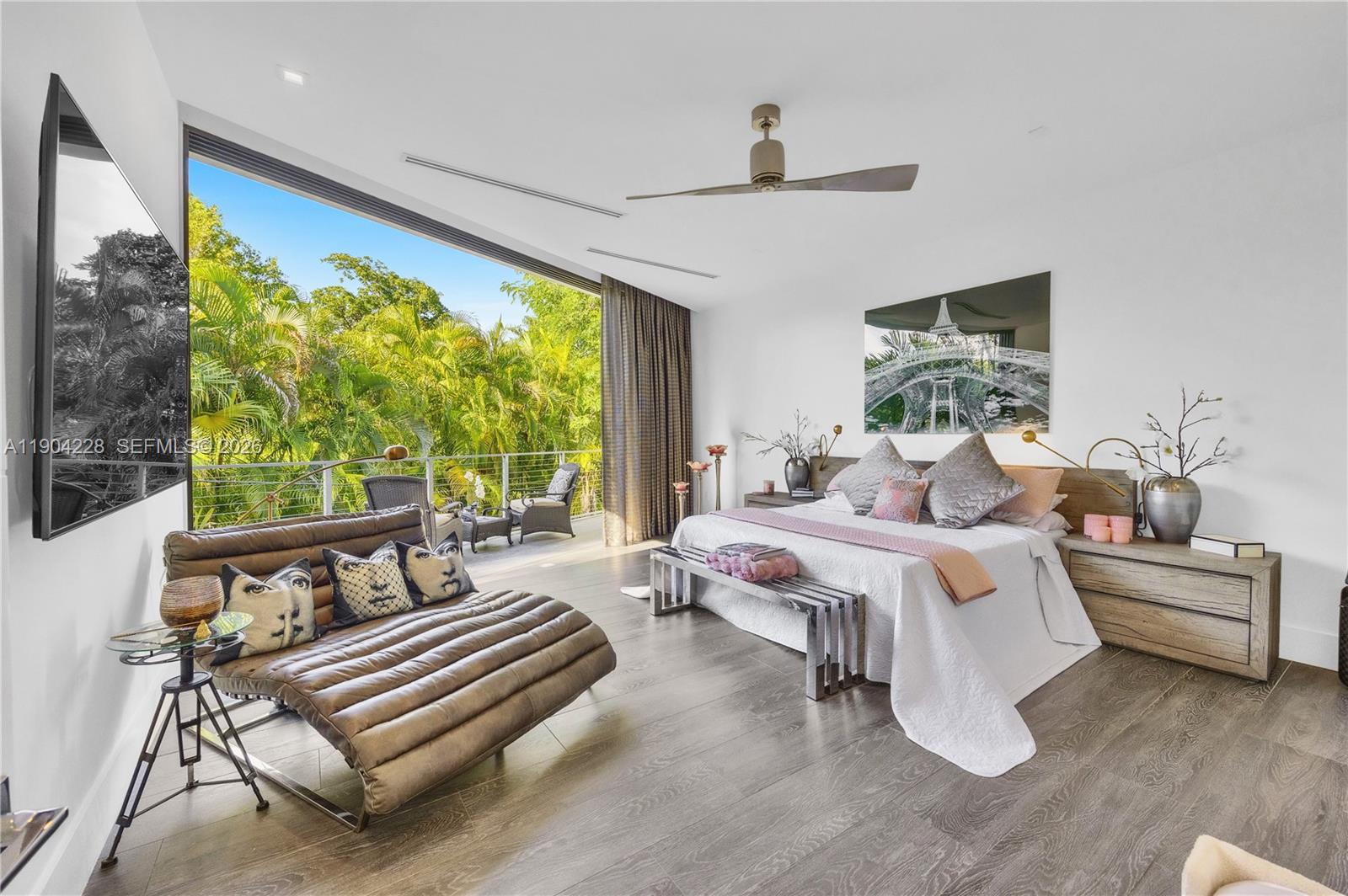 FOUR-WAY LODGE ESTATES - Residential