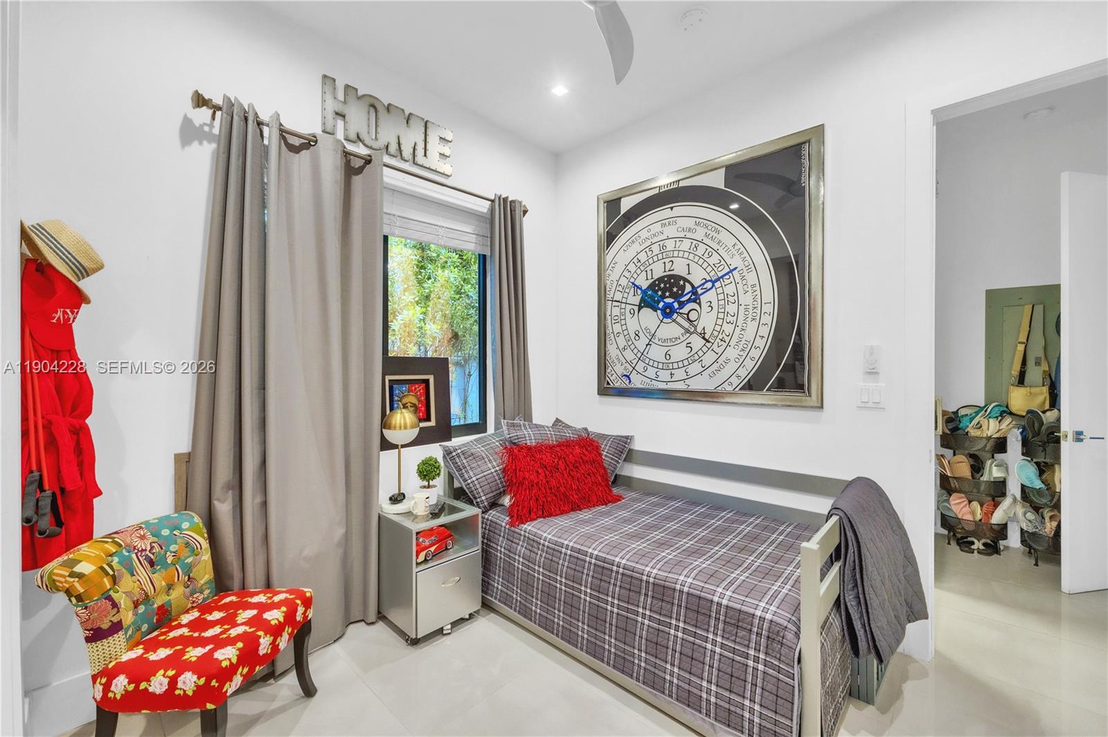 FOUR-WAY LODGE ESTATES - Residential