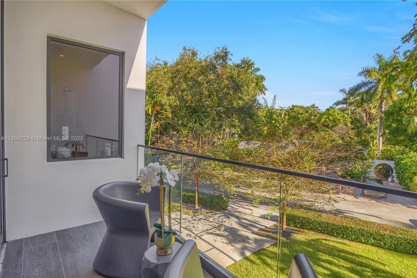 FOUR-WAY LODGE ESTATES - Residential