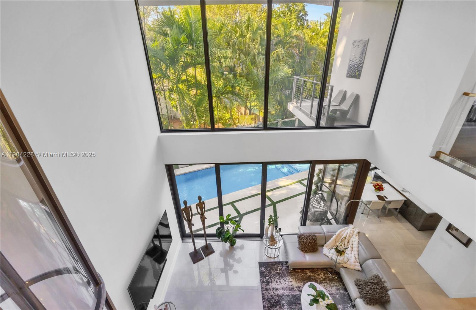 FOUR-WAY LODGE ESTATES - Residential