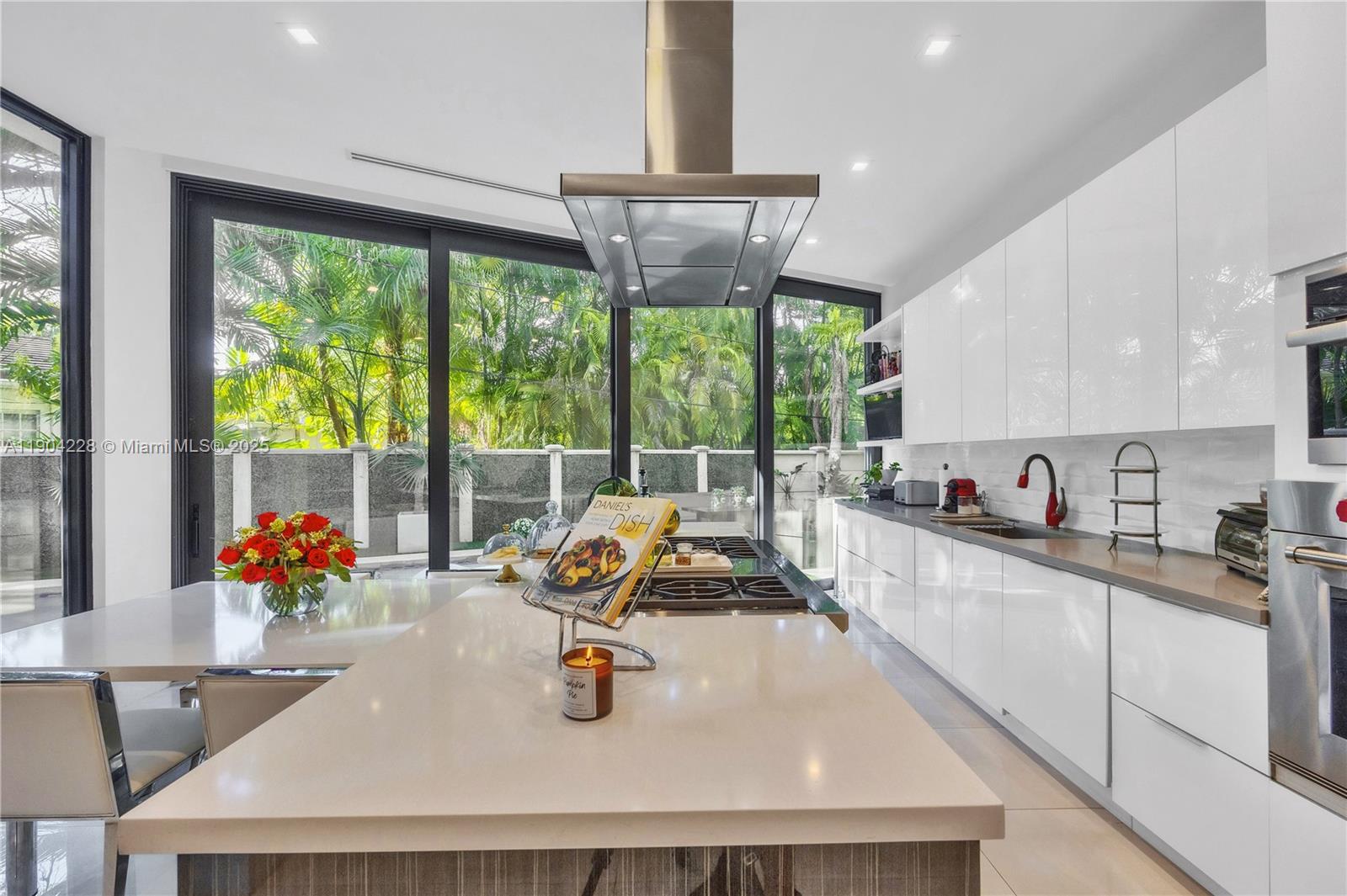 FOUR-WAY LODGE ESTATES - Residential