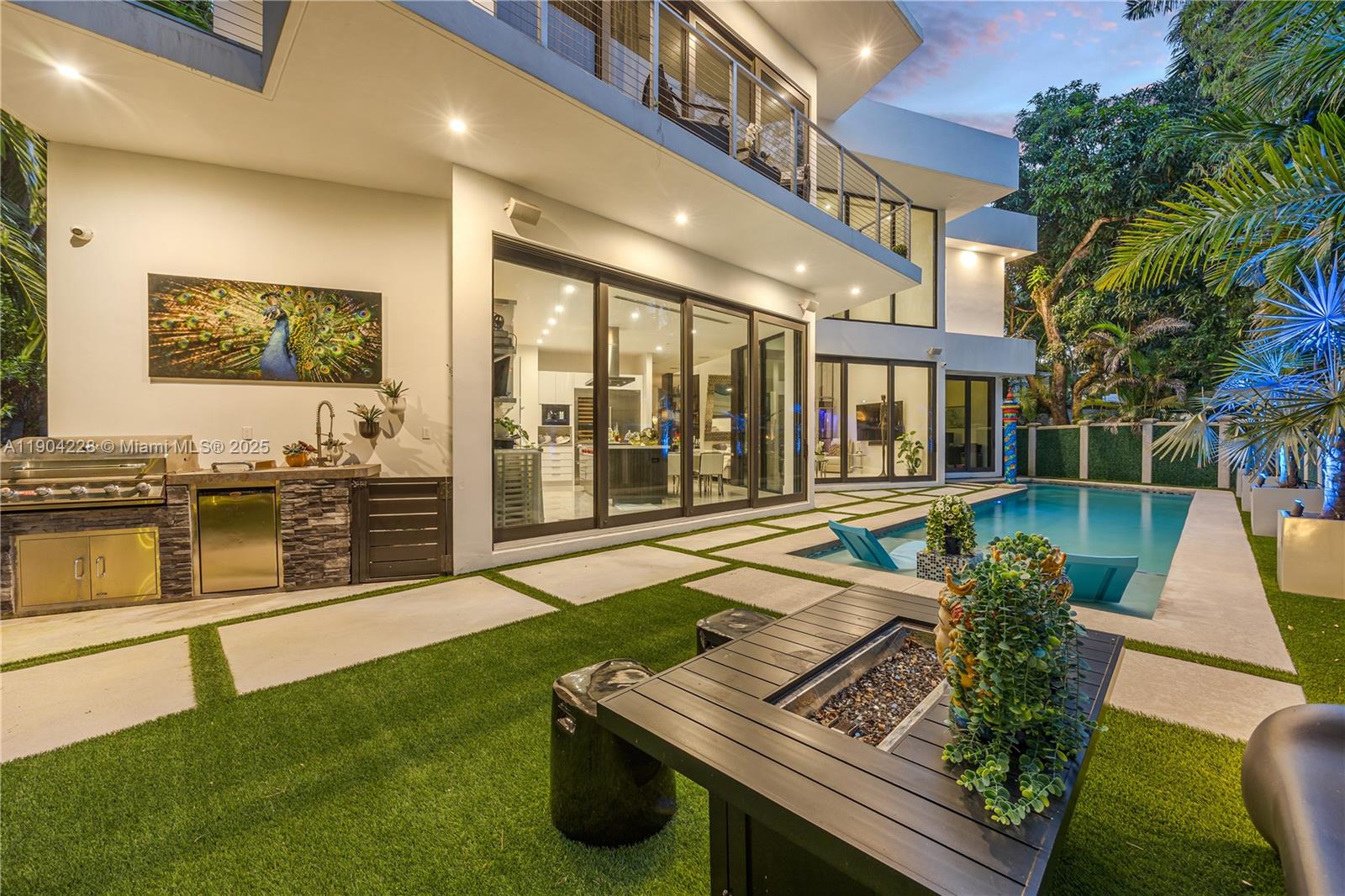 FOUR-WAY LODGE ESTATES - Residential