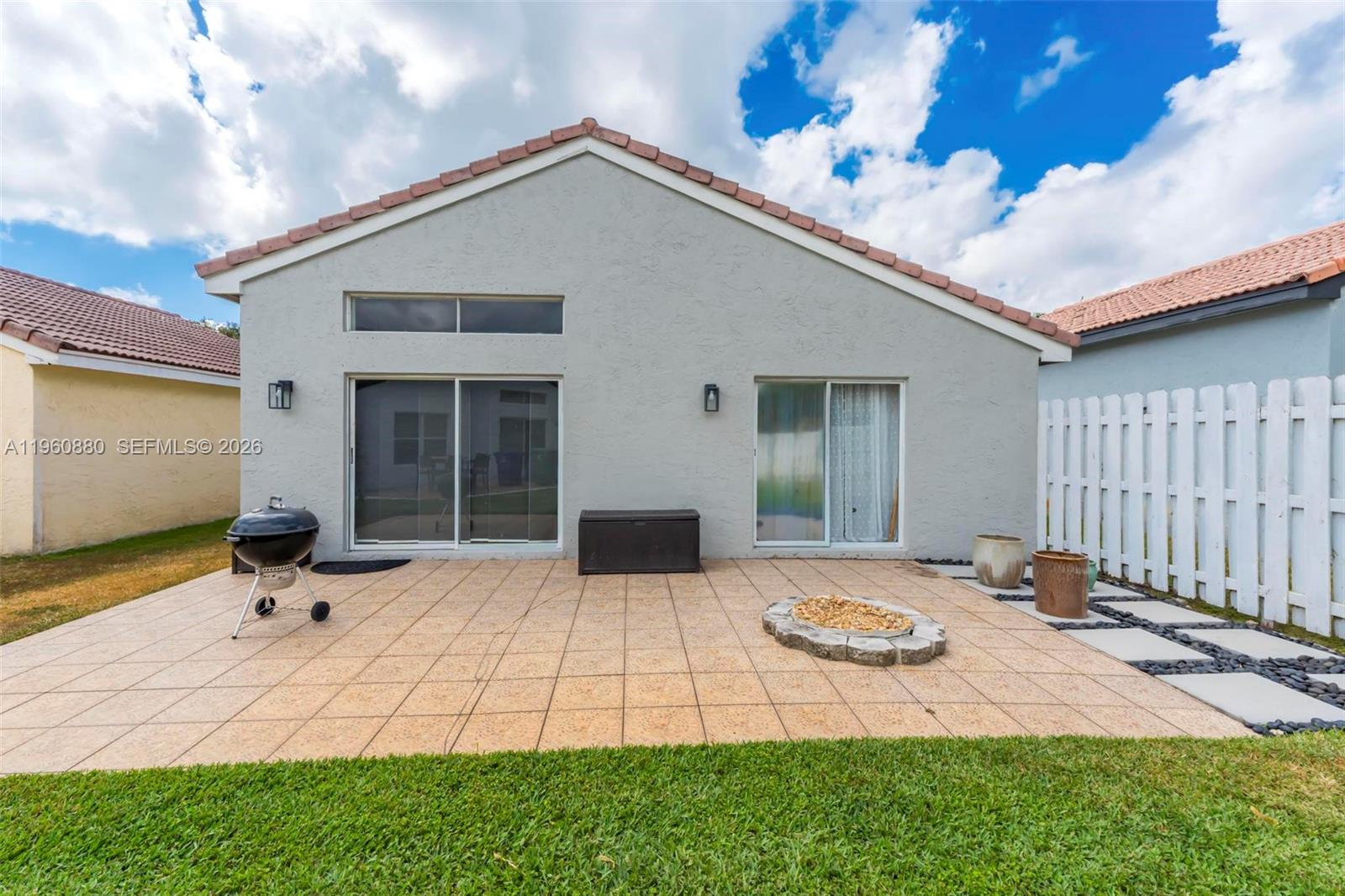 SILVER LAKES PHASE III - Residential