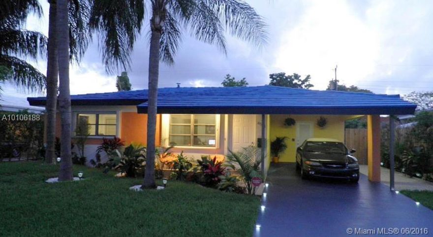 Wonderful turn-key vacation rental business & home in a excellent location near many destinations, 3 bedroom converted to 8 units means of revenue. Has 2 years of financials and licensed with a large dedicated customer based and excellent reviews online. The business is sold with the purchase of the home and all trade items associated with the business. Homes does qualify for a 5% down payment residential loan, Last comp value at 295K; Financials $120K revenue per year $90K net profit after expenses.