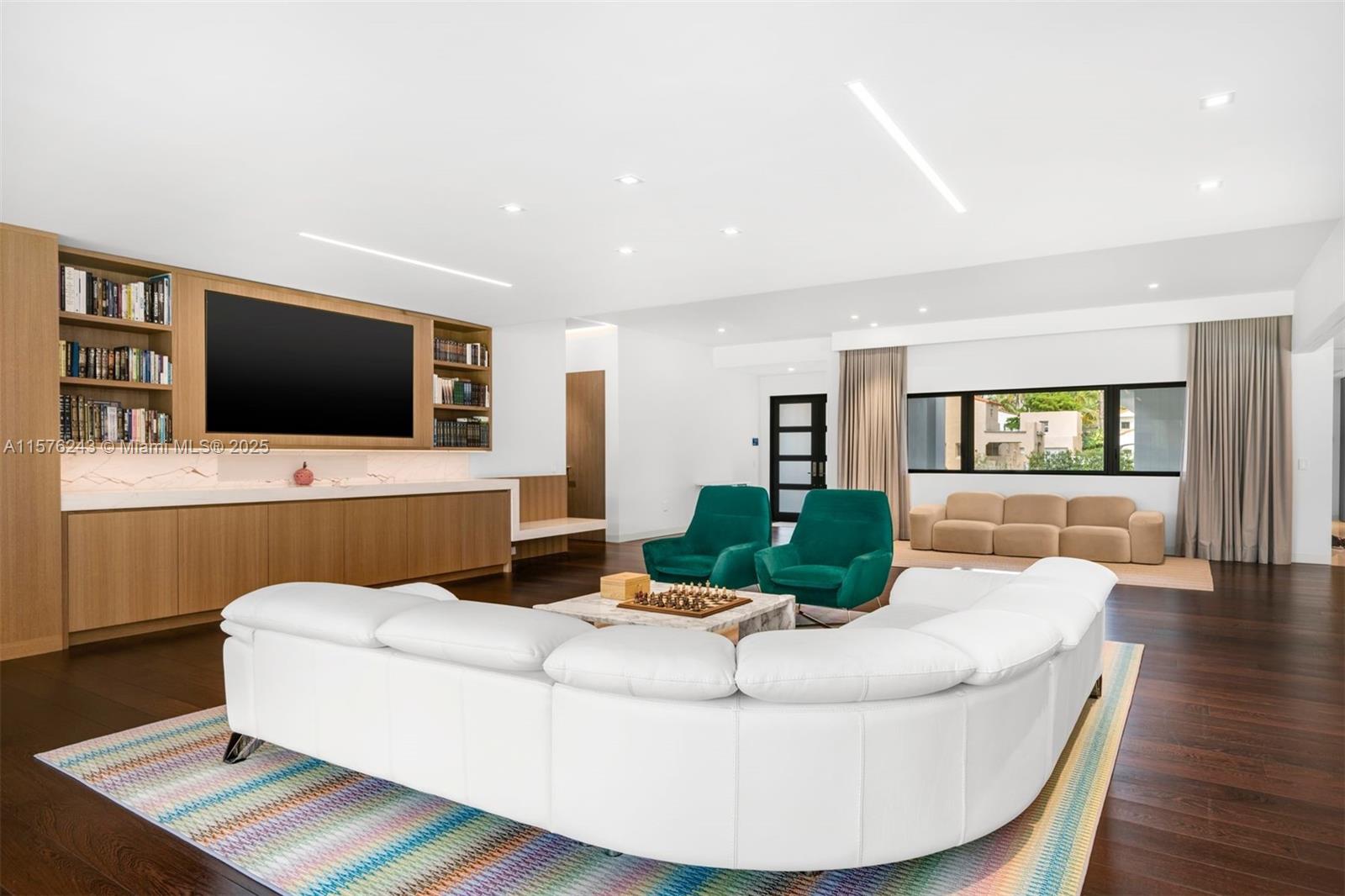 FLAMINGO TERRACE SUB - Residential
