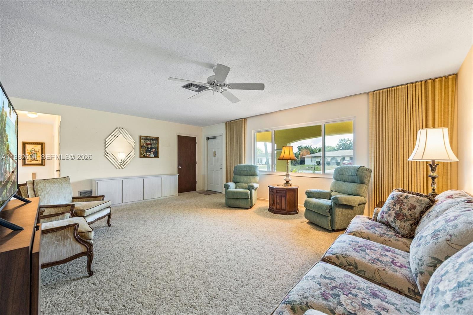 WILLOW LAKE - Residential