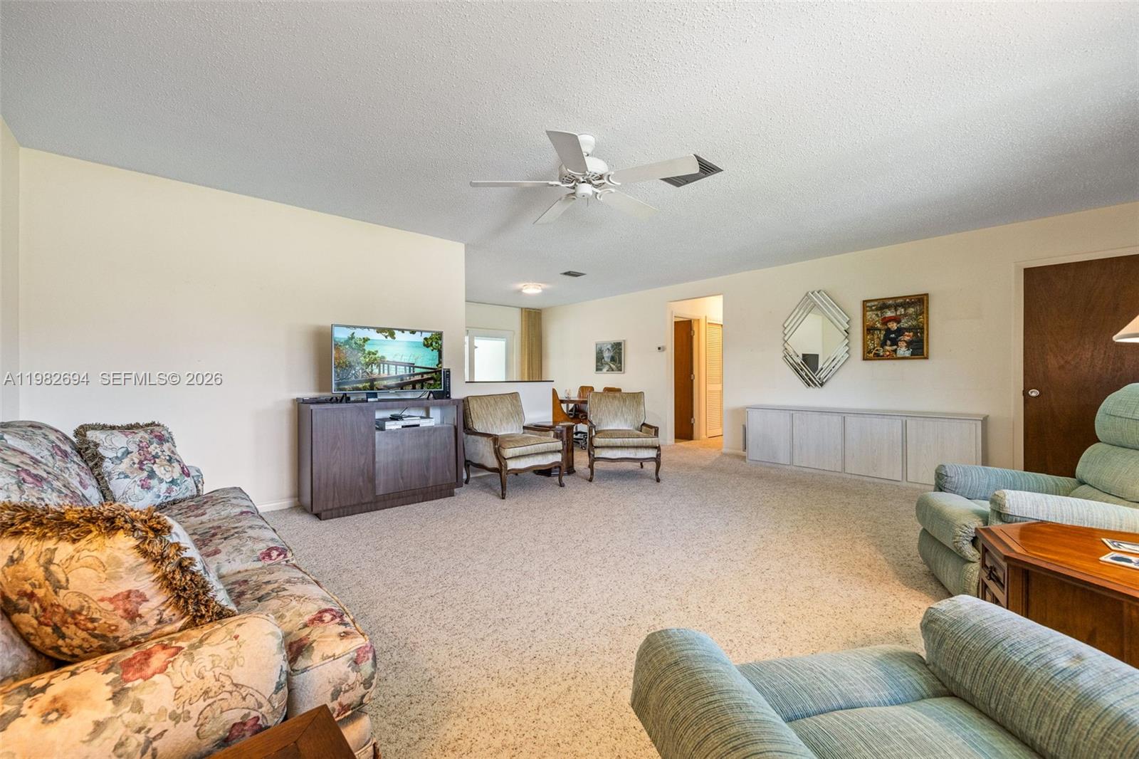 WILLOW LAKE - Residential