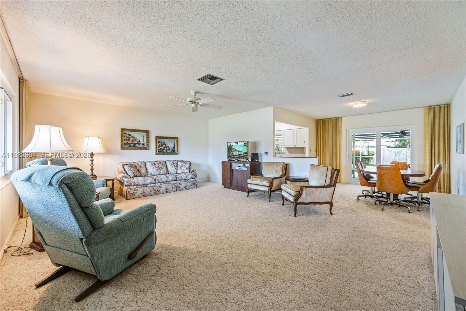 WILLOW LAKE - Residential