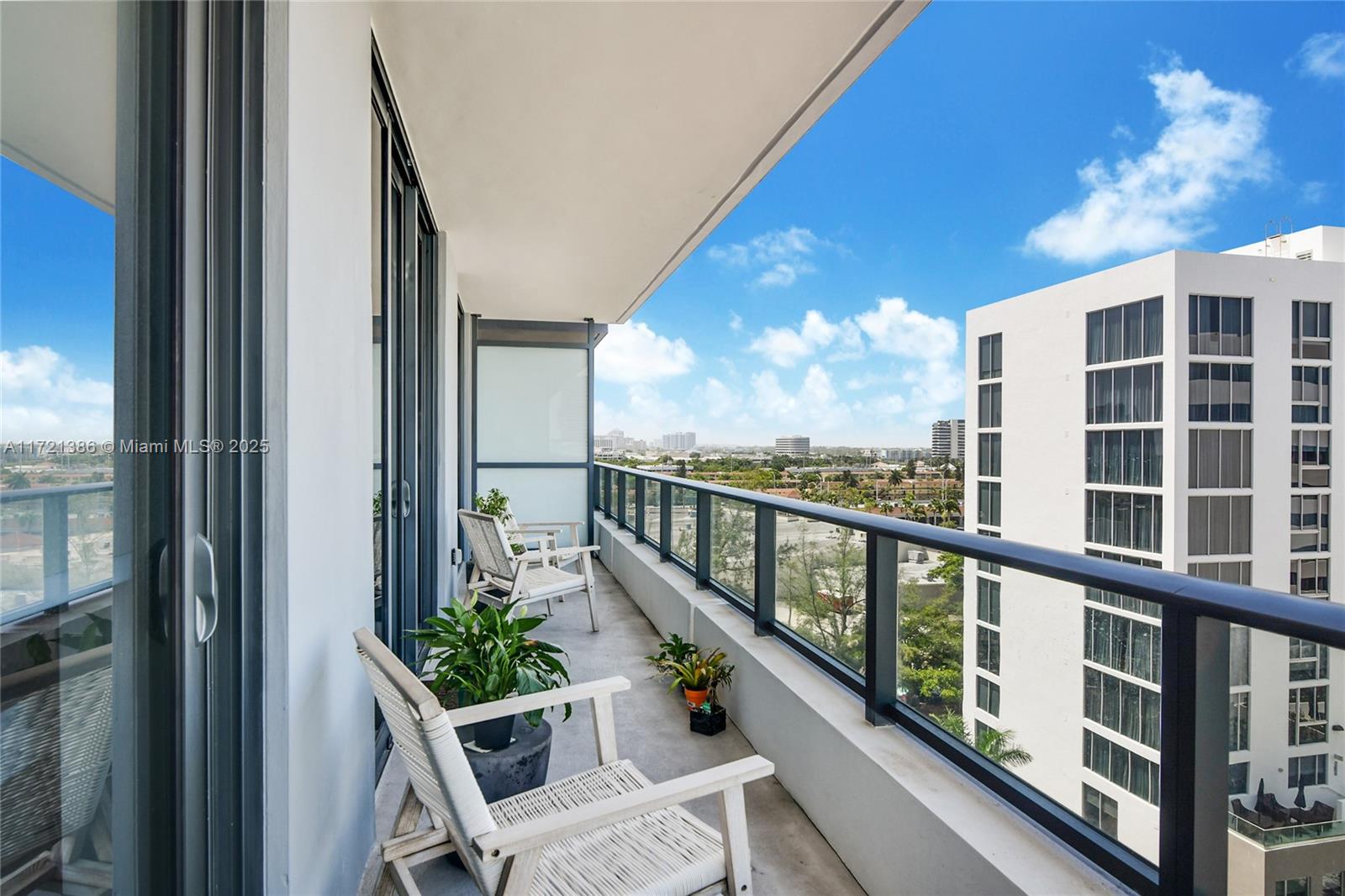 AVENTURA PARKSQUARE - Residential
