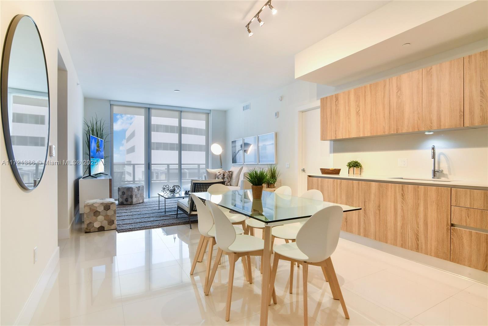 AVENTURA PARKSQUARE - Residential