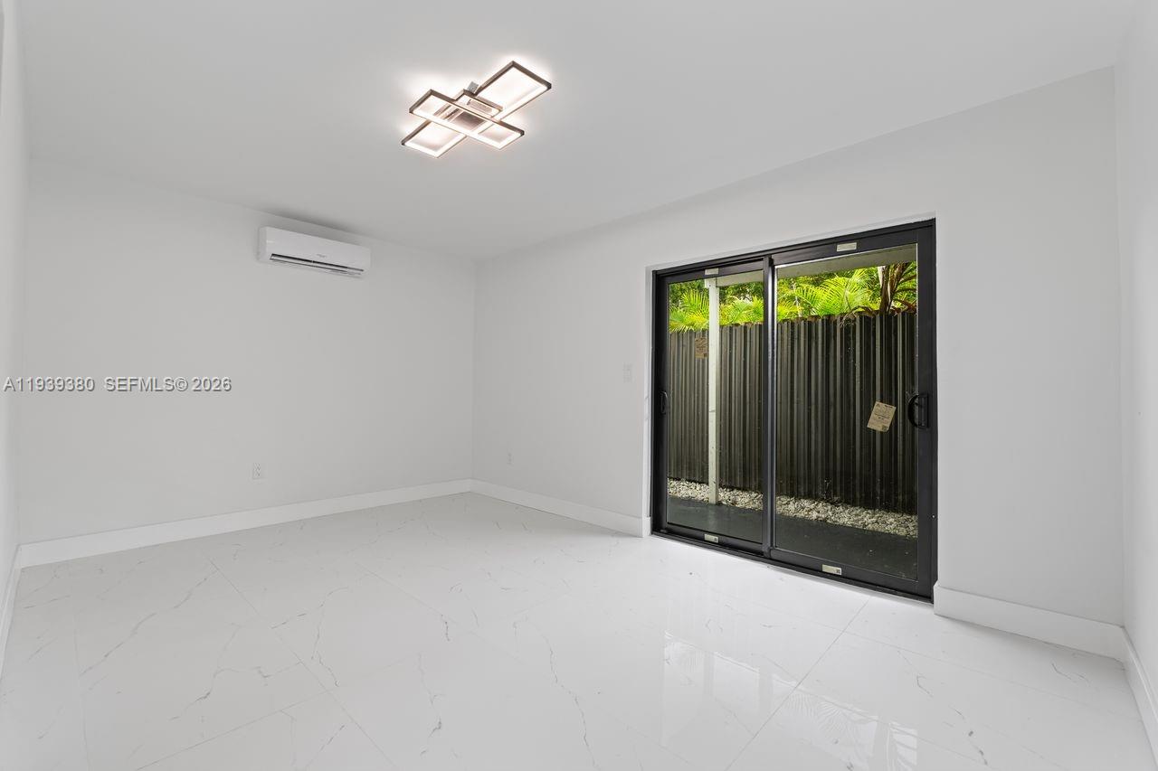 ATHENS - Residential