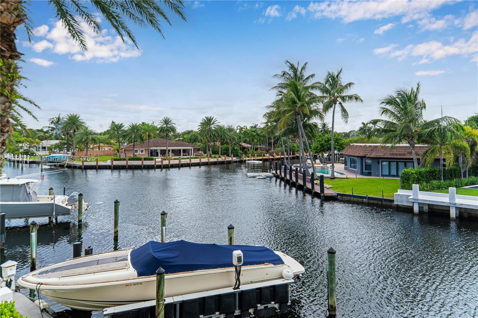 SILVER SHORES UNIT - Residential