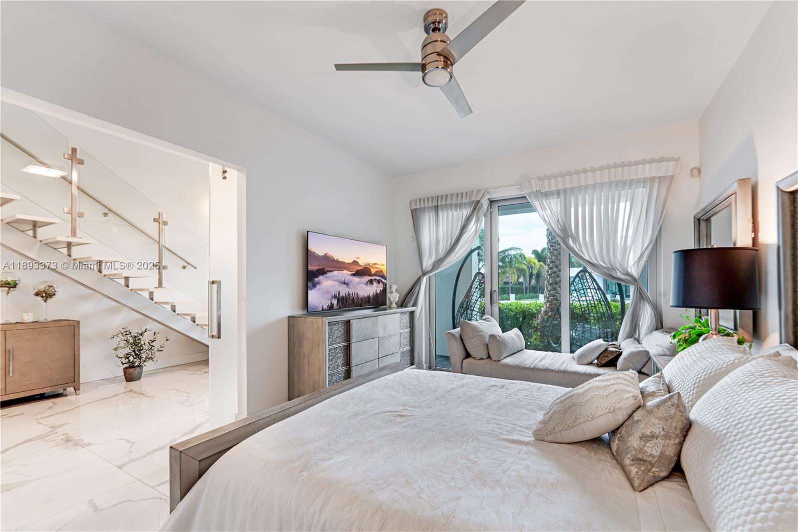 SILVER SHORES UNIT - Residential