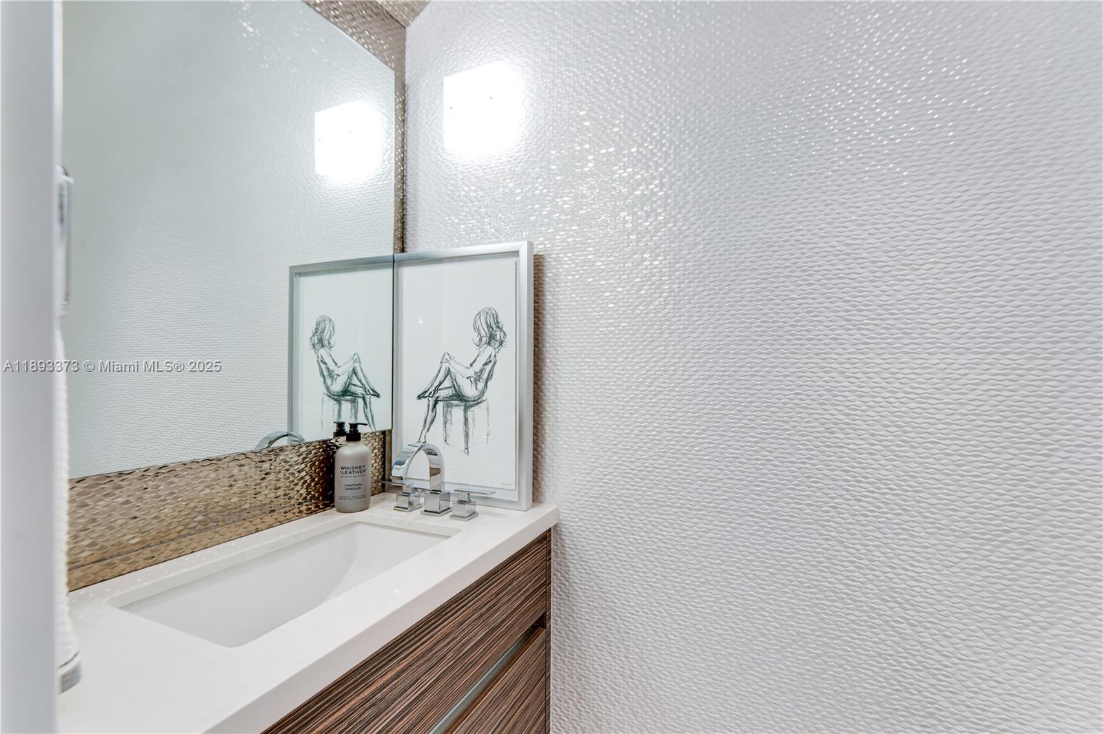 SILVER SHORES UNIT - Residential