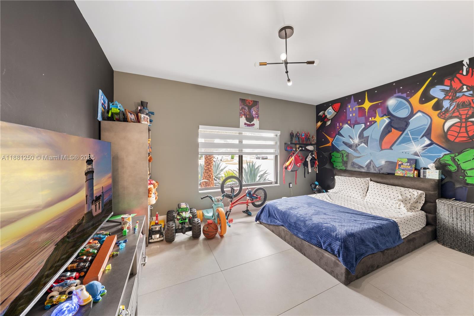 BLUE ROOM ESTATES - Residential