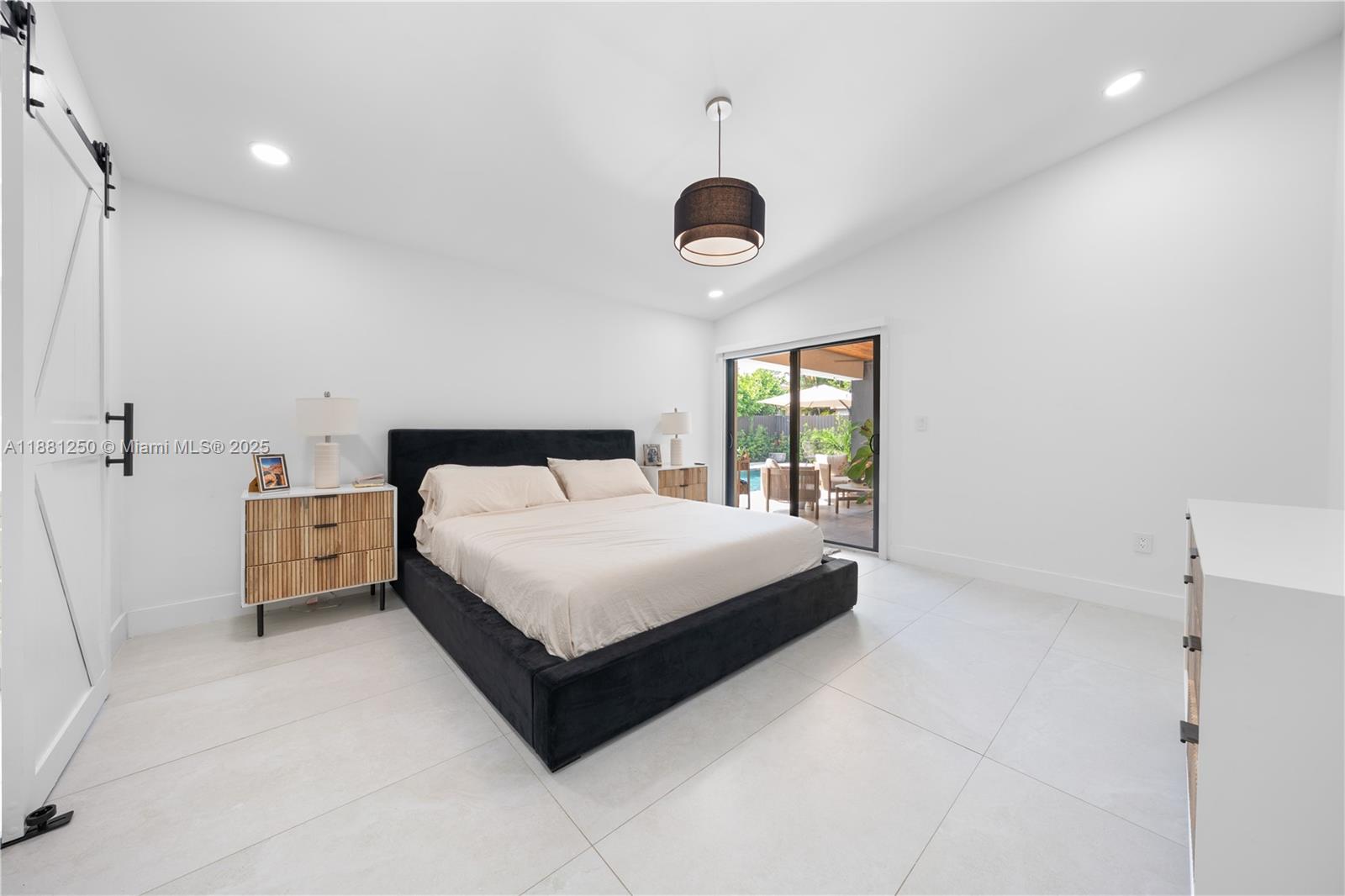 BLUE ROOM ESTATES - Residential