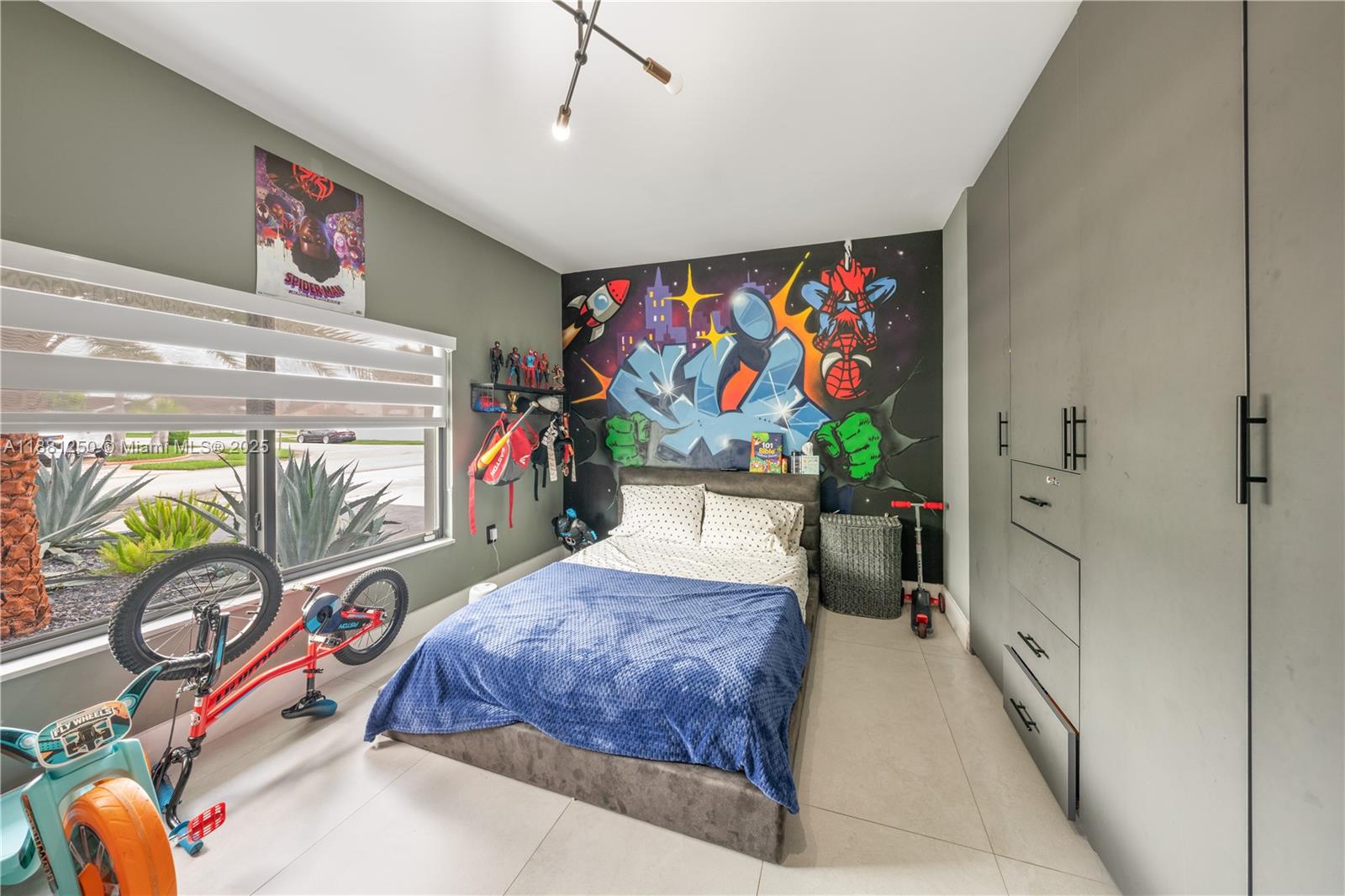 BLUE ROOM ESTATES - Residential