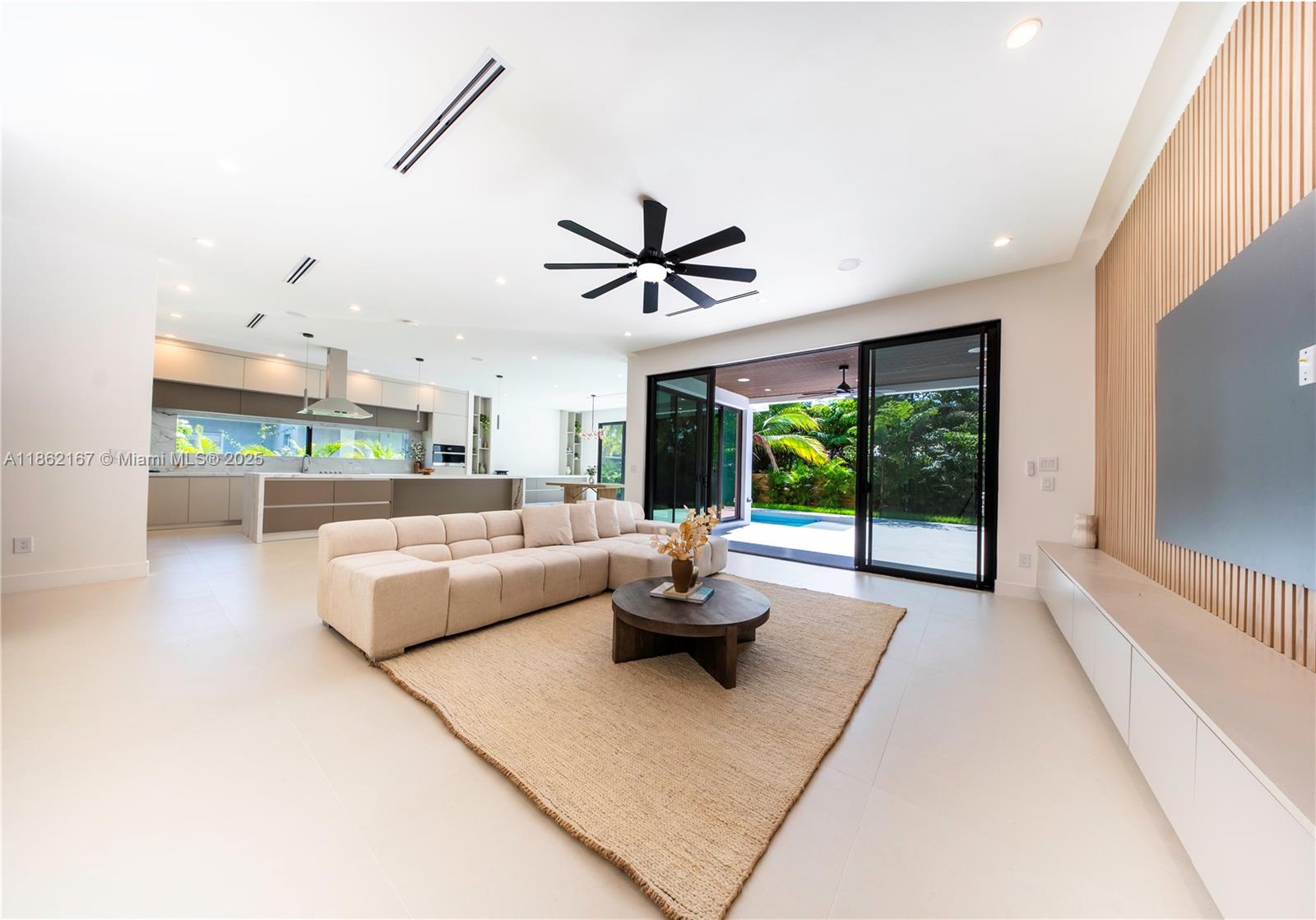 HOLMBERG & MC KEES - Residential