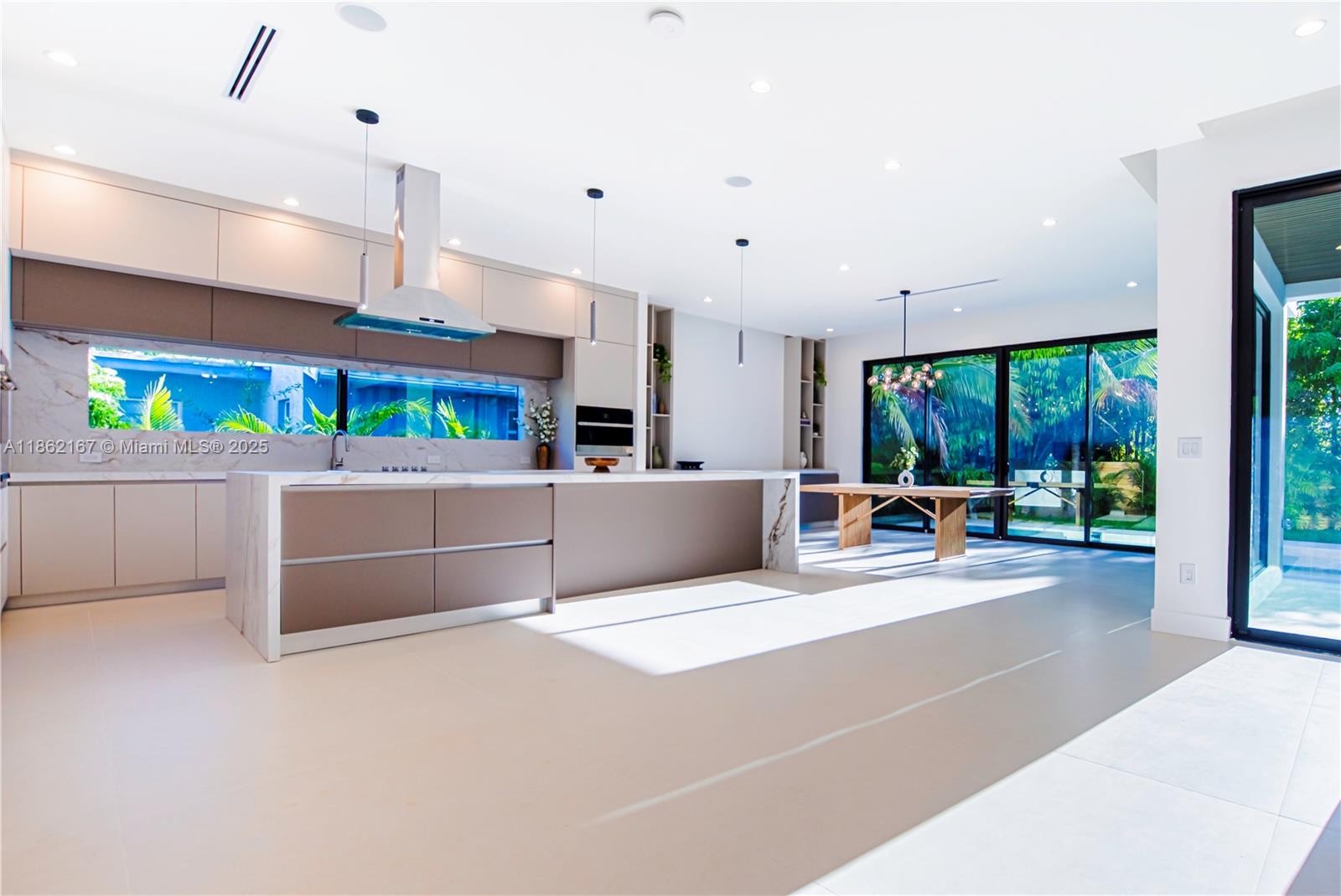 HOLMBERG & MC KEES - Residential