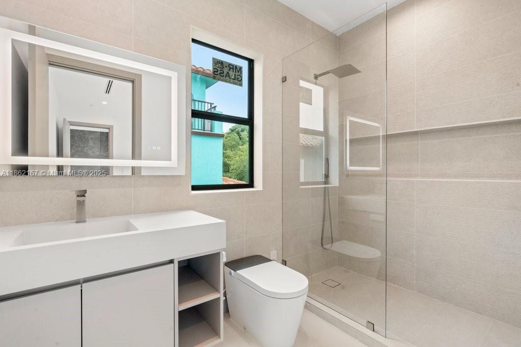 HOLMBERG & MC KEES - Residential