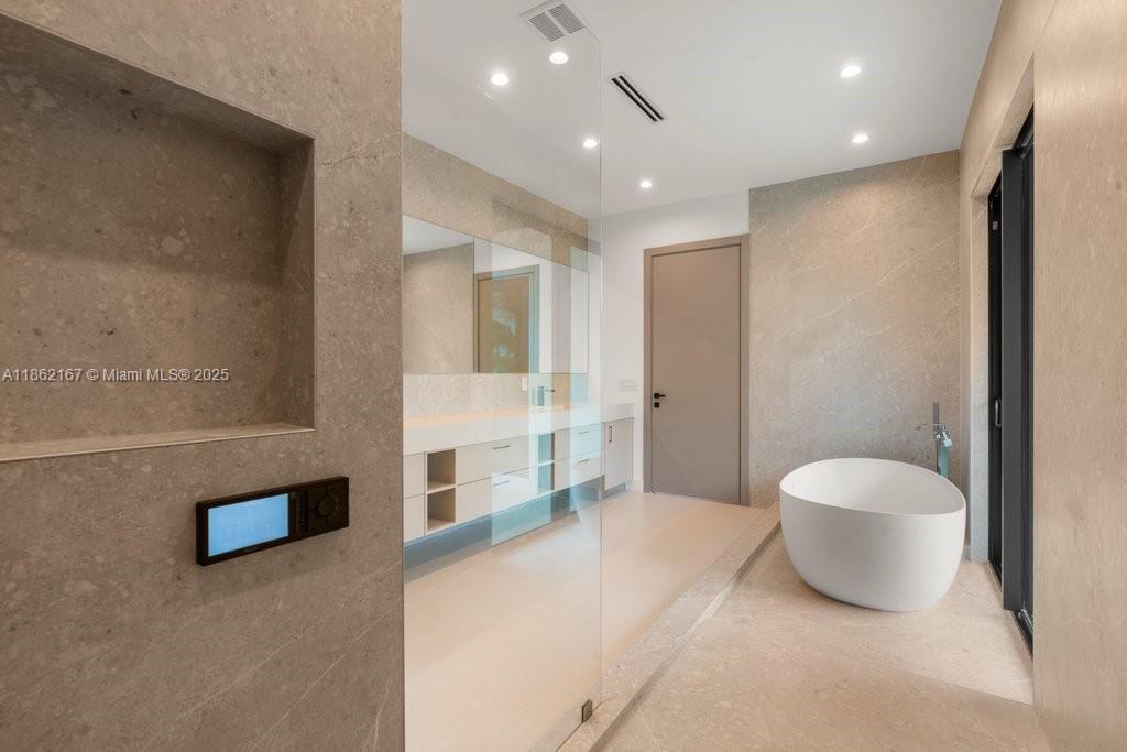 HOLMBERG & MC KEES - Residential