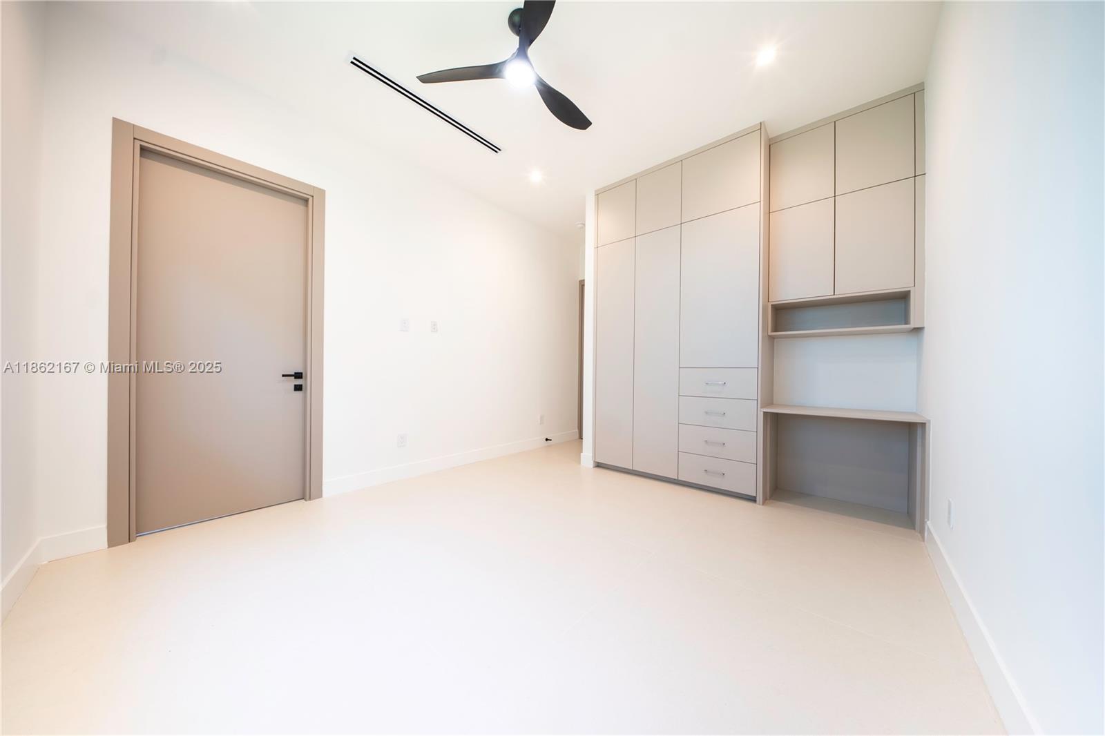 HOLMBERG & MC KEES - Residential