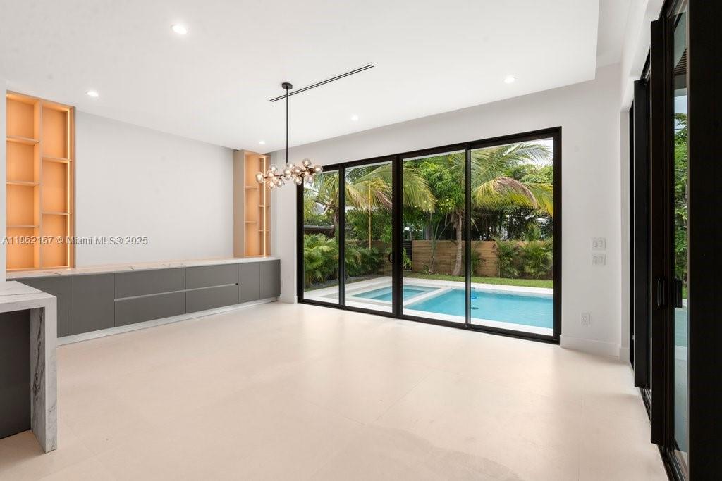 HOLMBERG & MC KEES - Residential