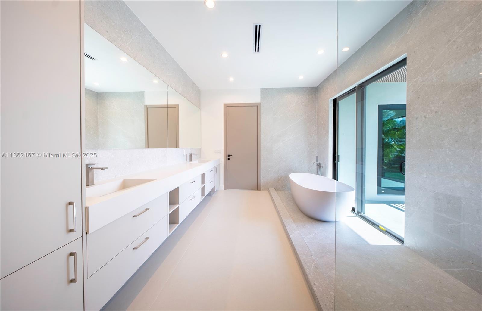 HOLMBERG & MC KEES - Residential