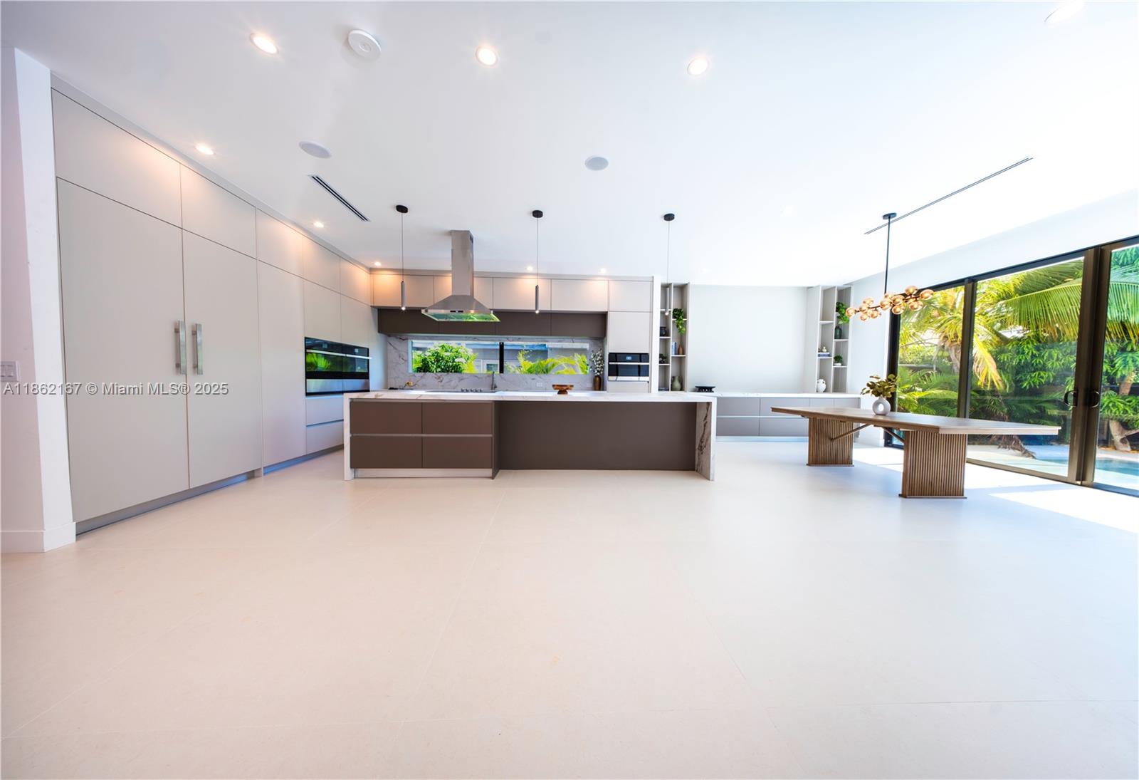 HOLMBERG & MC KEES - Residential