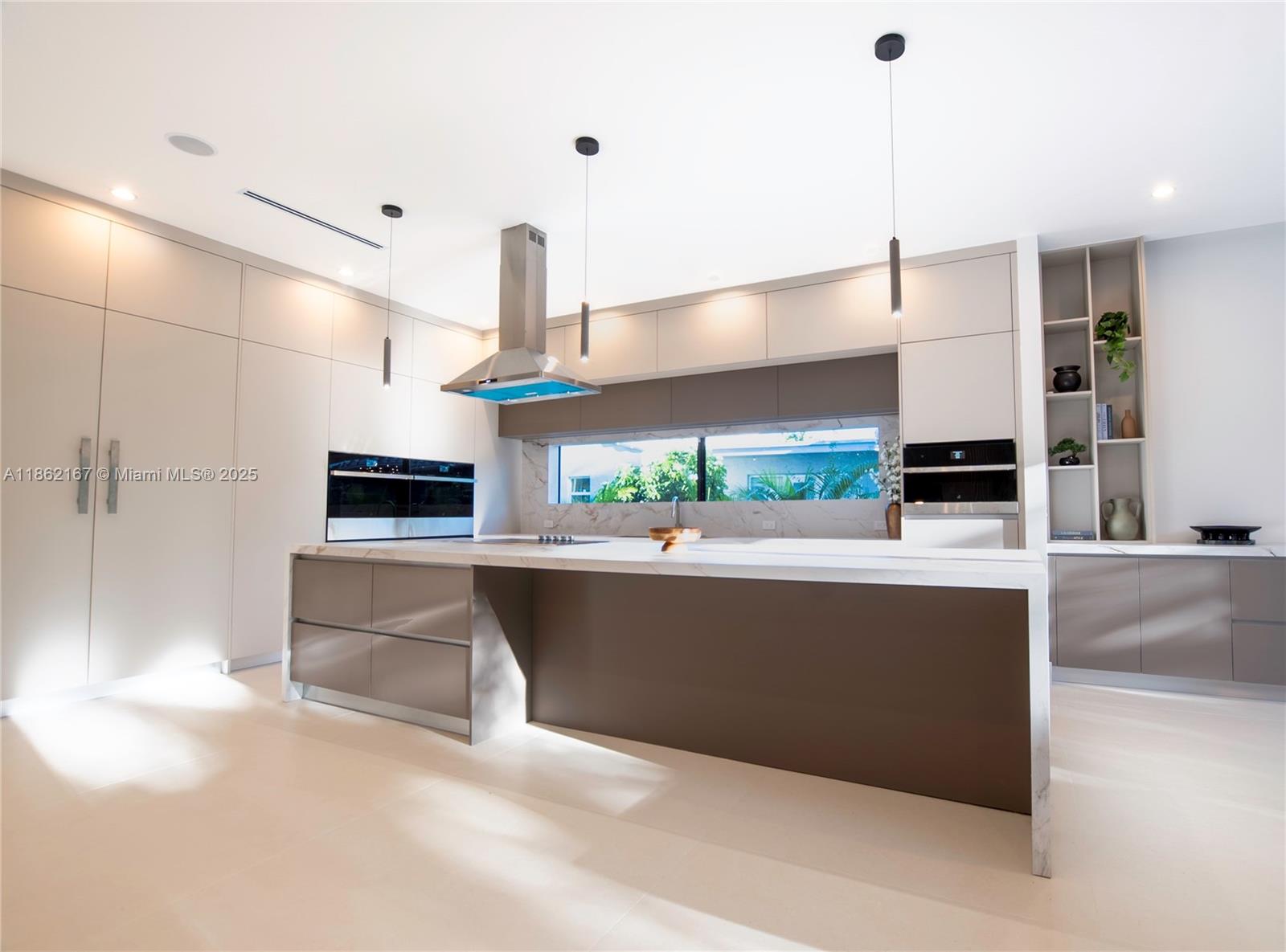 HOLMBERG & MC KEES - Residential