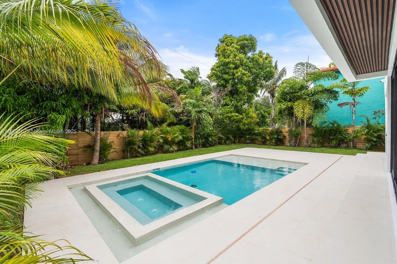 HOLMBERG & MC KEES - Residential